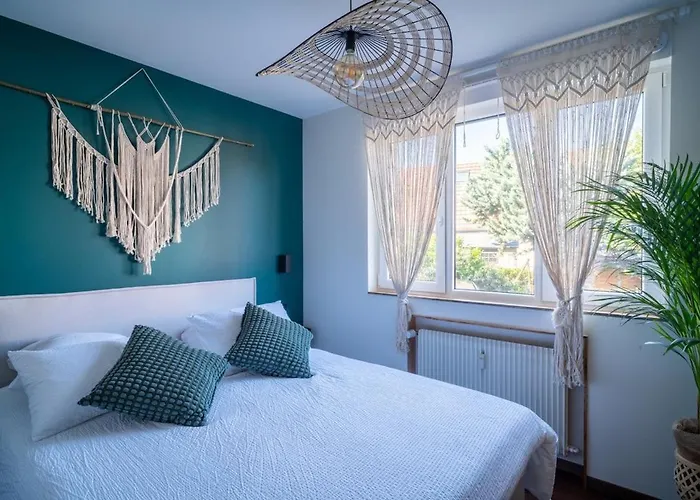 Suite Zen - Quietness & Light - 2 Beds 160 Cm - Private Car Park